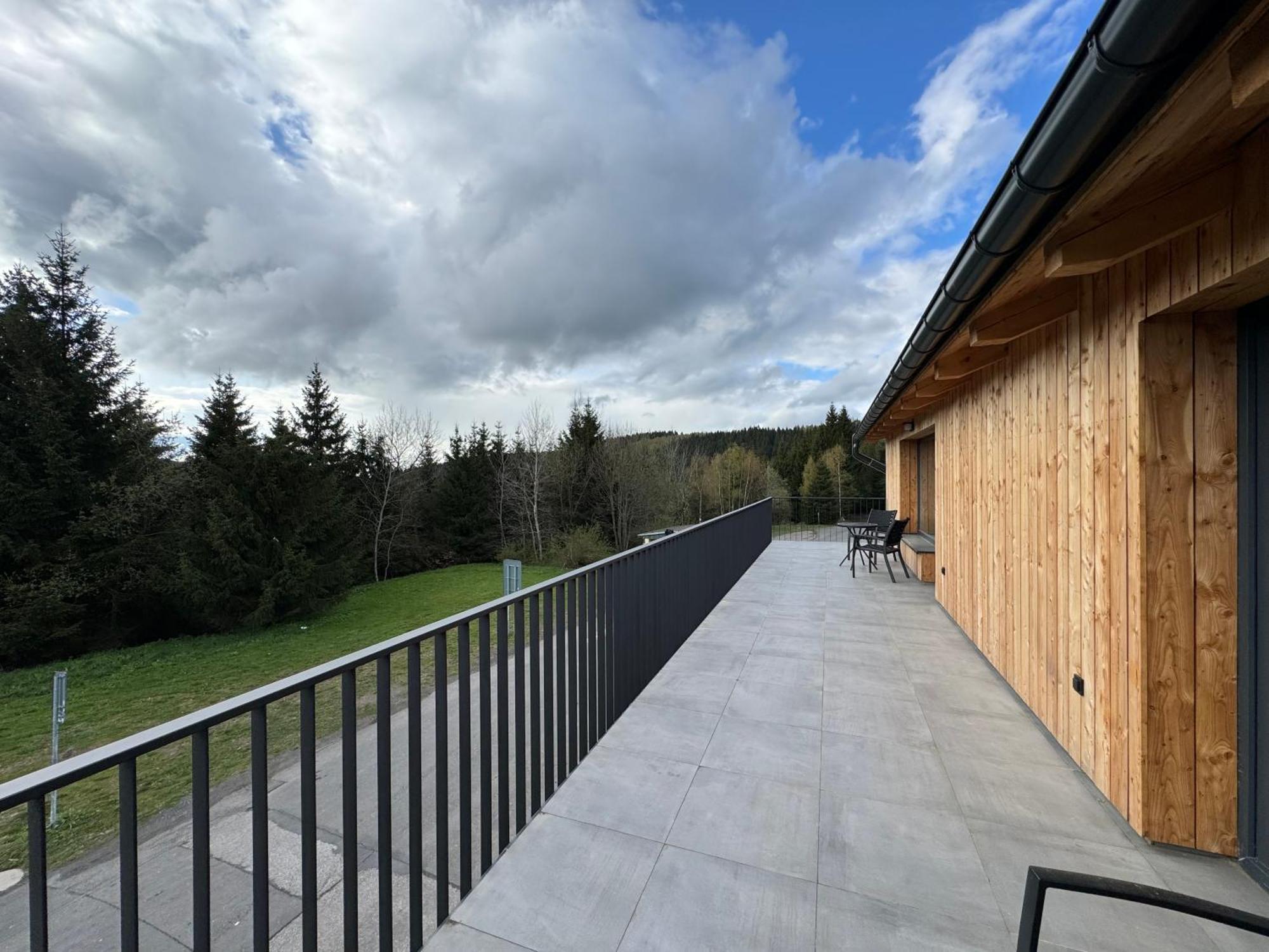 Flaje Apartmany Cesky Jiretin ภายนอก รูปภาพ