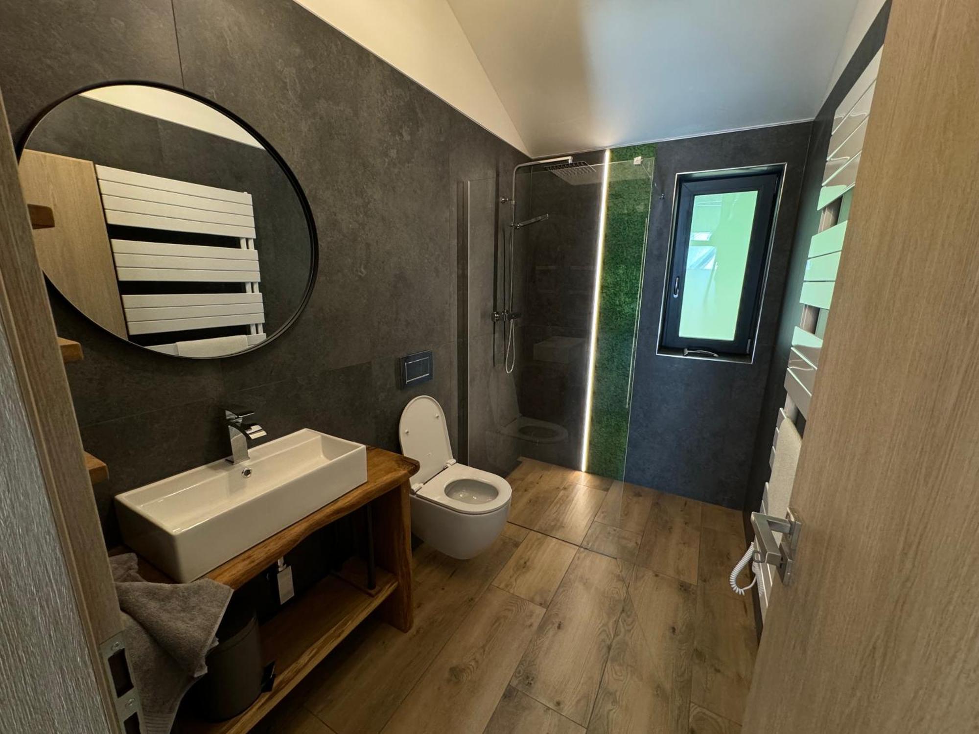 Flaje Apartmany Cesky Jiretin ภายนอก รูปภาพ